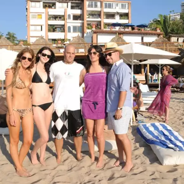 Viviana Huber, Caitrona Balfe, Juan Carlos Corvera, Liliana Domínguez, Paulo Orendain