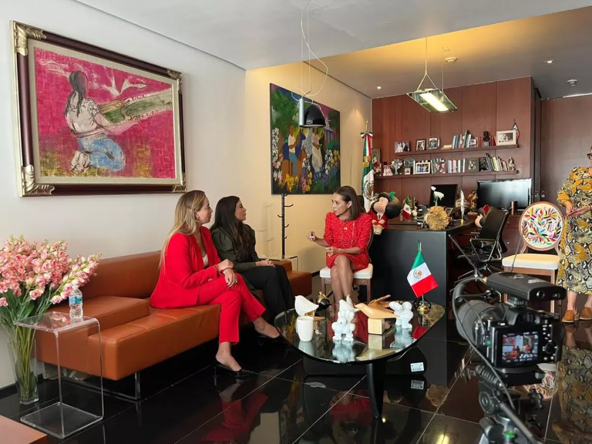 Goops y Marimar con Josefina Vázquez Mota