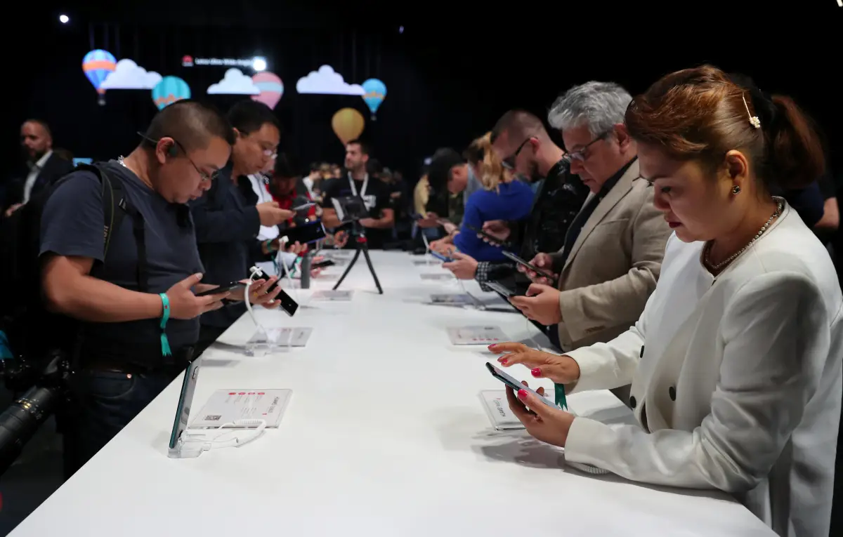 La familia de modelos Mate en Huawei sería la primera en tener restricciones. 
