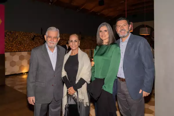 Adrian Marenco, Kitty Cal y Mayor, María Elena Macias y Carlos Gutiérrez Serdio en Malaak