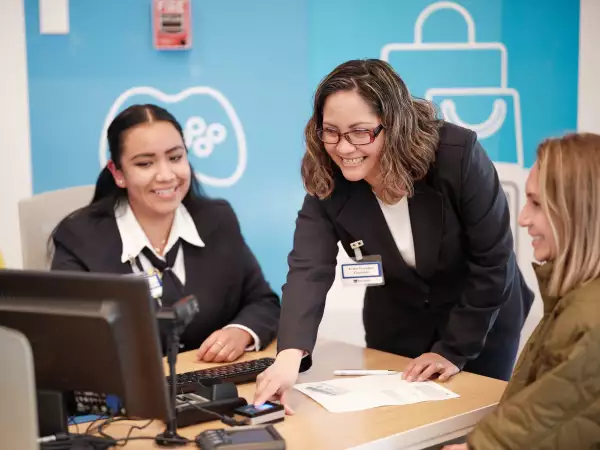 Grupo Coppel participación de las mujeres
