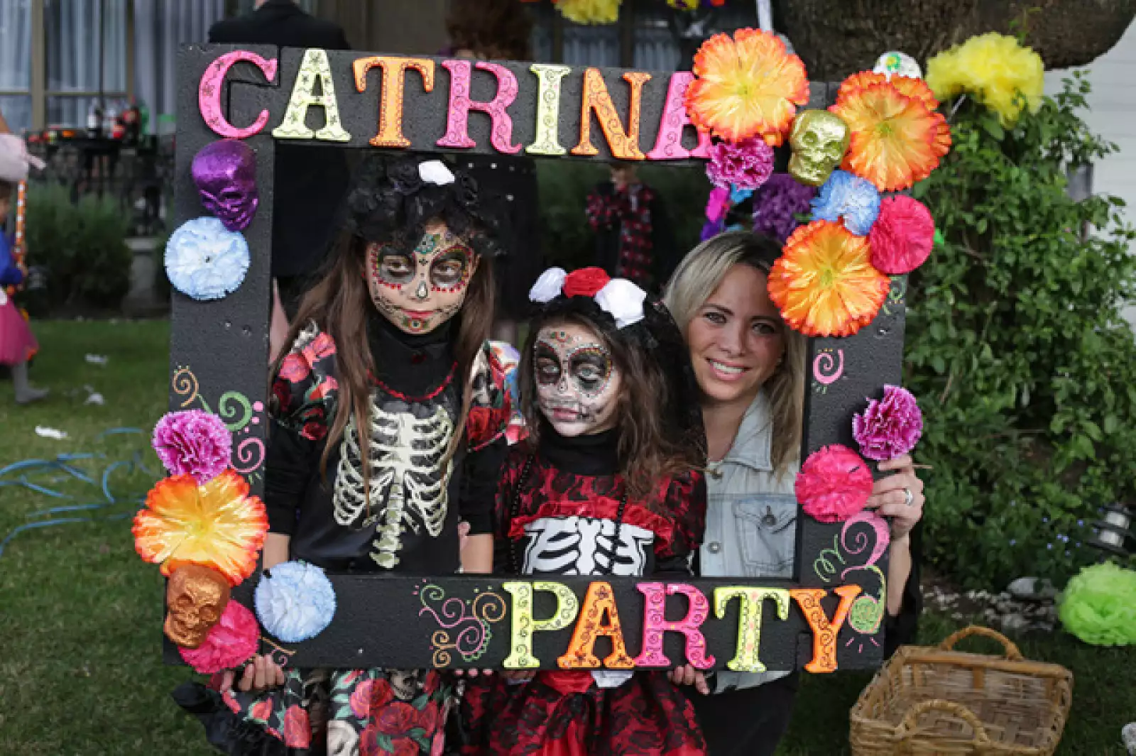 Camila Negrete,Regina Negrete y Liliana de Negrete