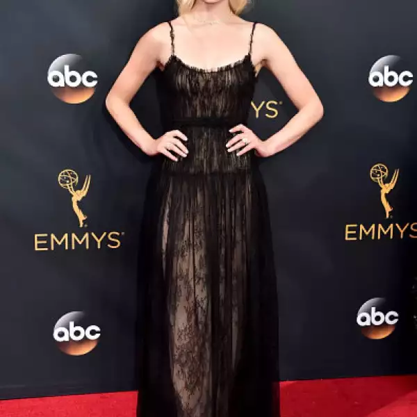 Sophie Turner en Valentino.