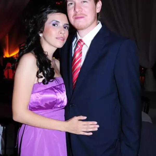 Adriana García,Roberto Contreras