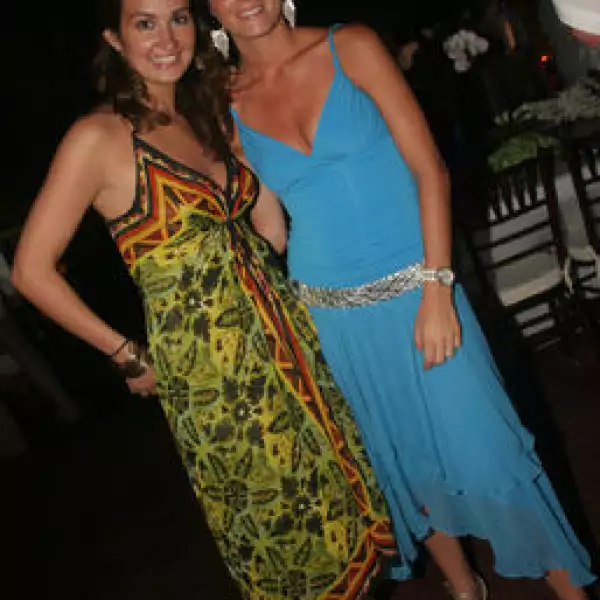 Mónica Márquez, Sofía Swaine