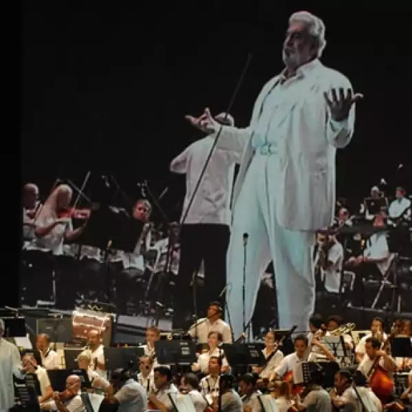 concierto de placido domingo en playa tamarindos 