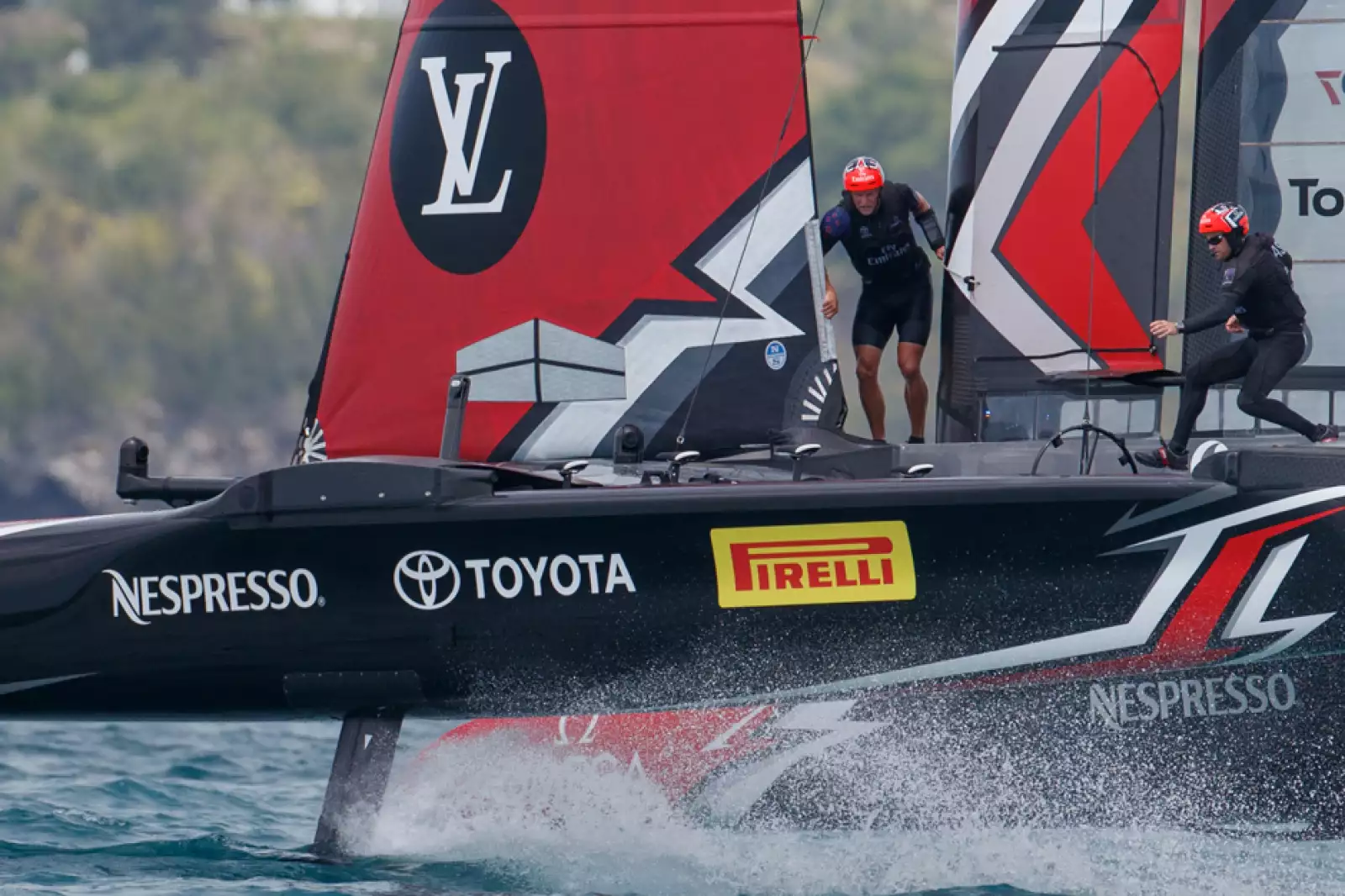 louis-vuitton-americas-cup3