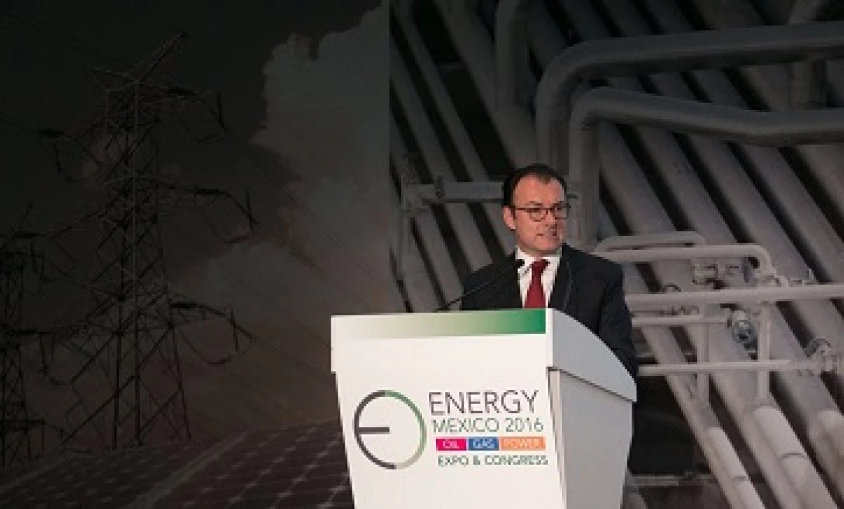 Videgaray dijo que México ha fortalecido sus fundamentos macroeconómicos con una política fiscal que no se respalda en los ingresos petroleros. (Foto: Twitter/@SHCP_mx )