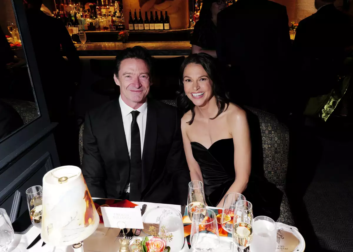 Noviazgo-Hugh-Jackman-Sutton-Foster