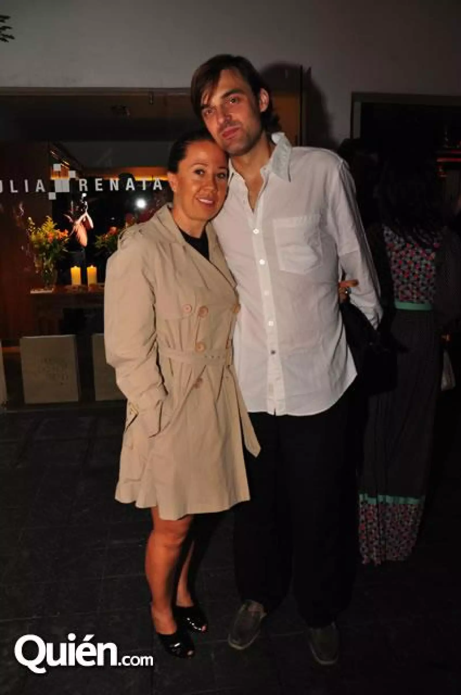 Georgina Solís,Uwe Schonerr