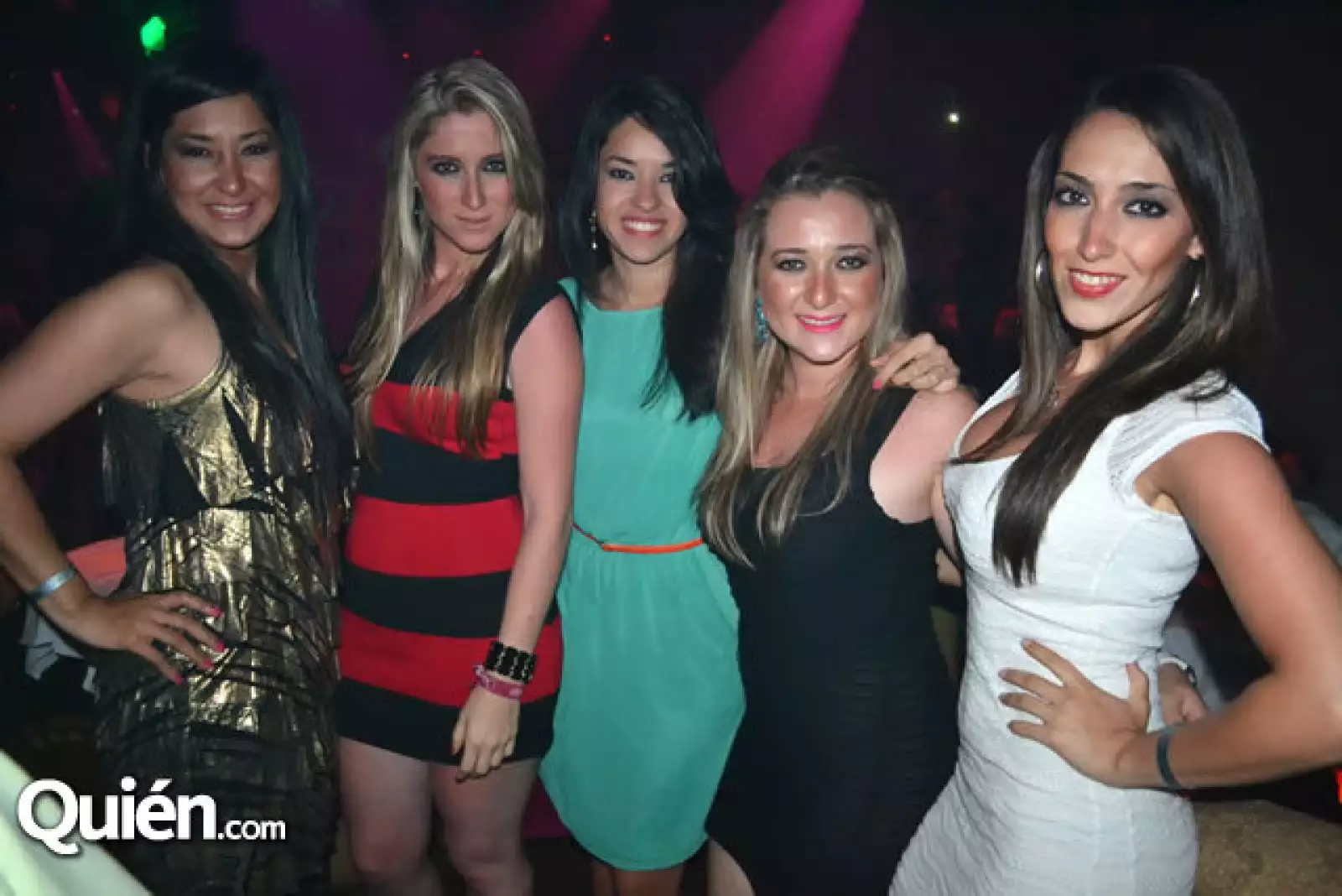 Luisa Samaniego, Yendi Sampieri, Adriana Grajales, Jaqueline Sampieri y Carolina Grajales