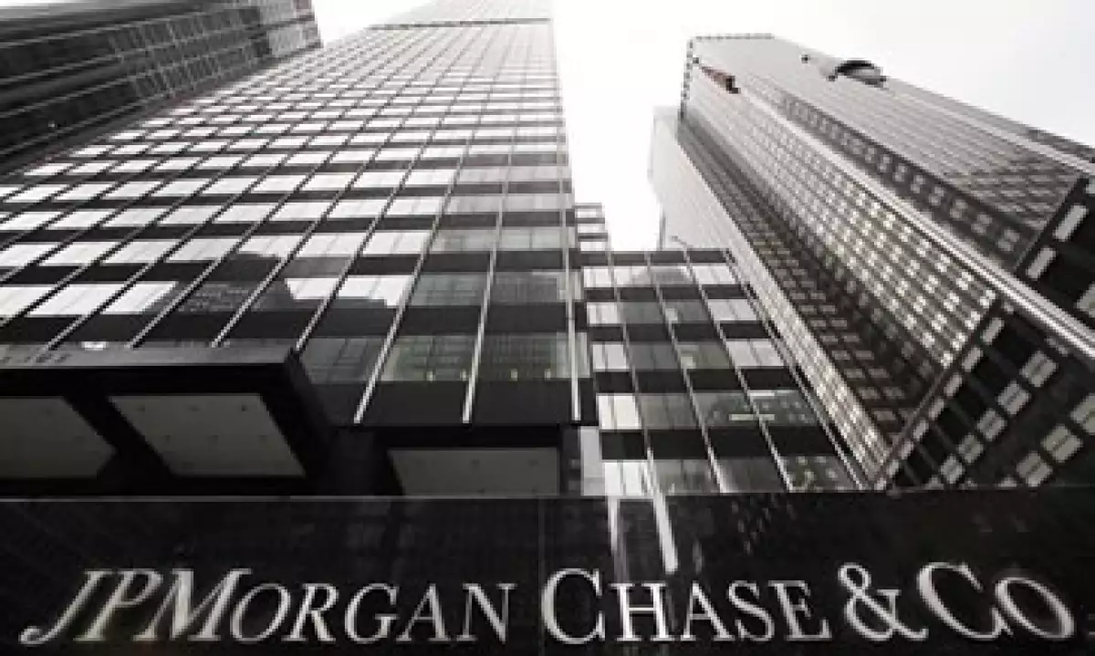 A pesar de sus pérdidas, JPMorgan ha logrado incrementar sus dividendos en acciones más rápido que sus rivales debido a sus fuertes ingresos. (Foto: Reuters)