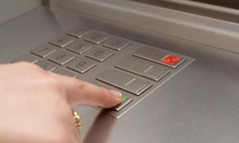 Banco Compartamos ya atiende a más de 2 millones 114,000 clientes. (Foto: Photos to go)