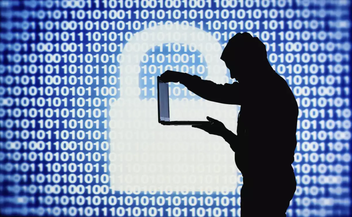 Los banqueros alrededor del mundo señalan que los hackers atacan pequeños bancos para, a través de ellos, entrar a los sistemas de instituciones más grandes.