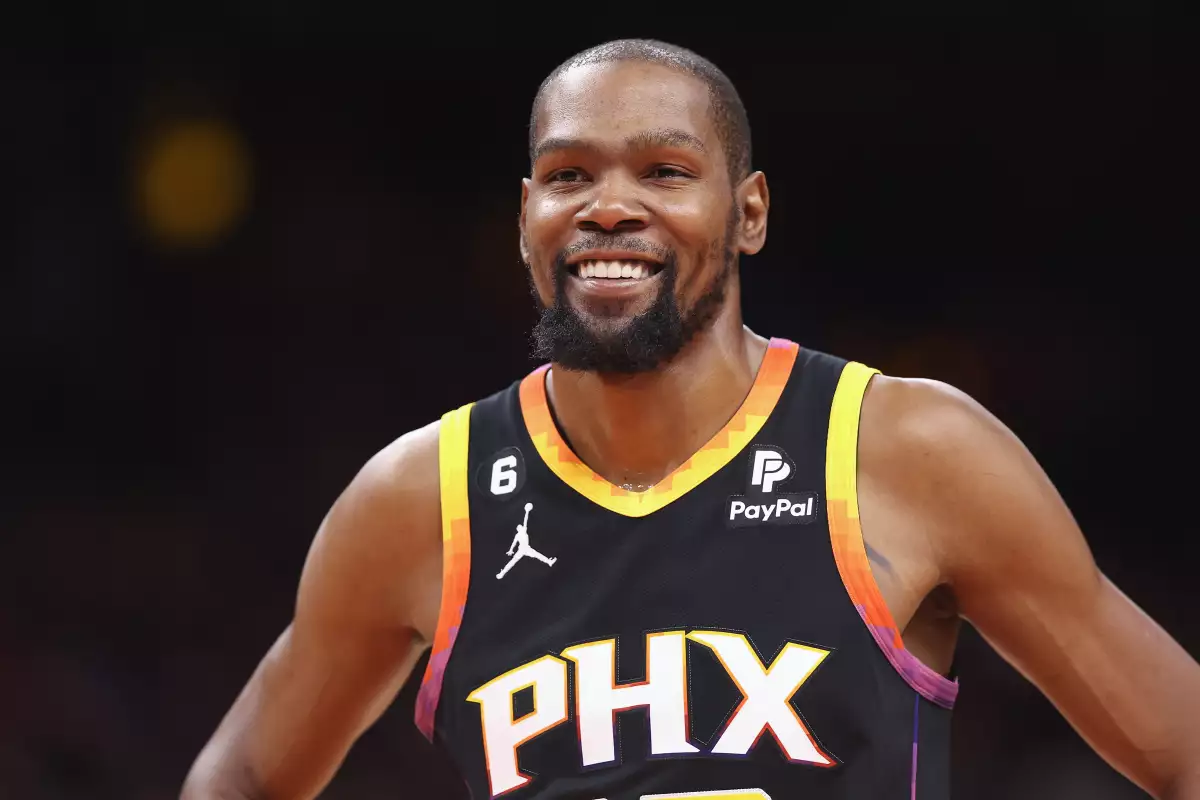 kevin durant compra acciones del spg