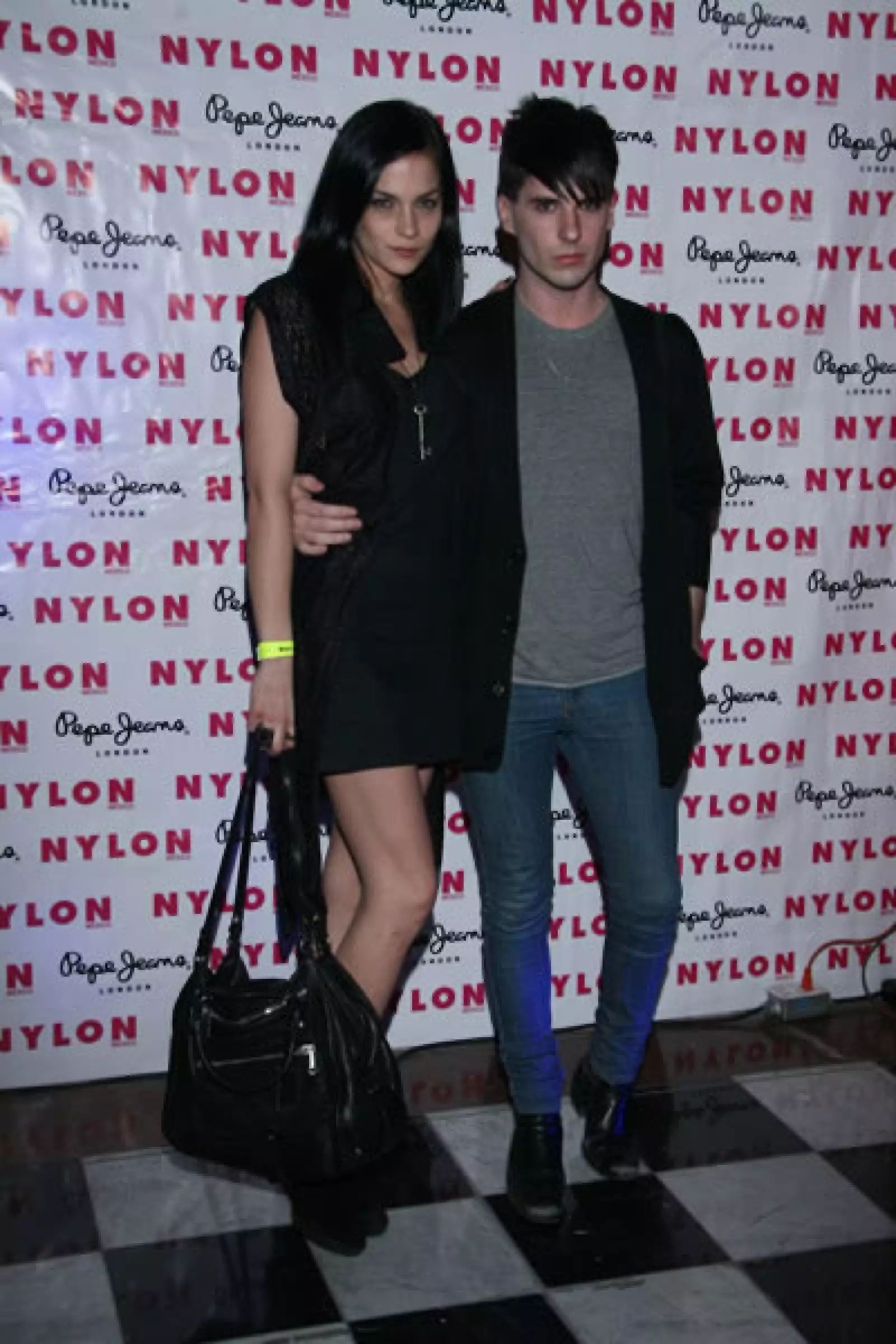 Presentación Revista Nylon.