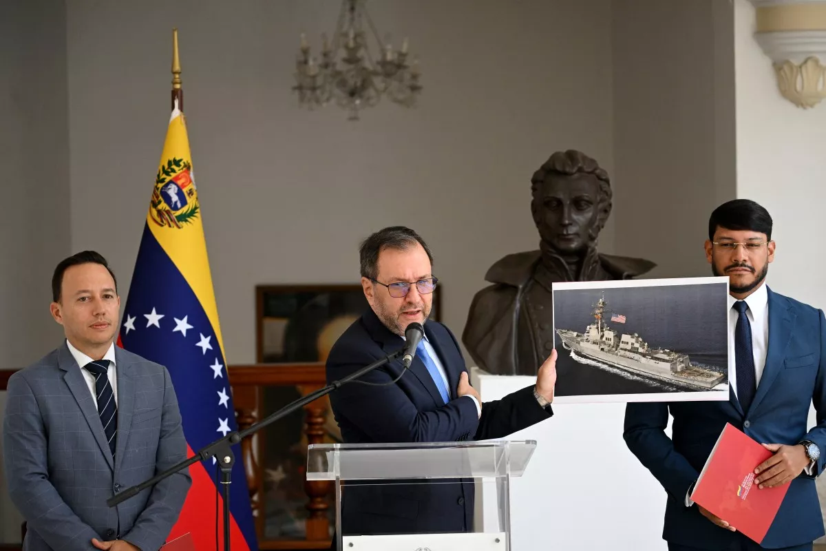Venezuela denuncia a EU de retener barco pesquero en sus aguas