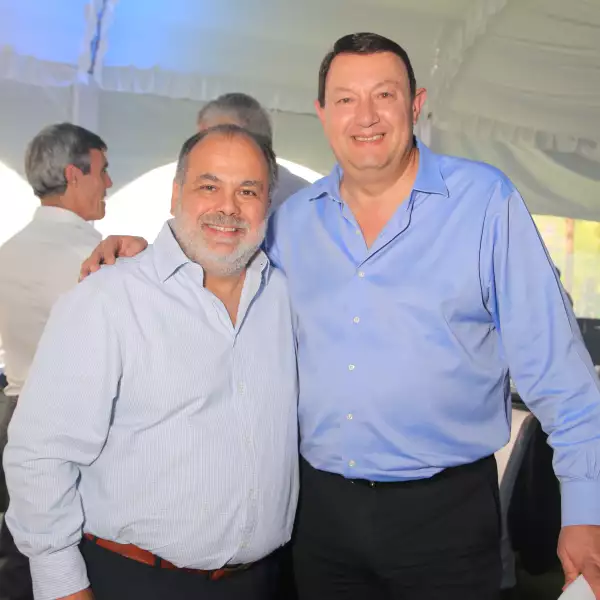 Raúl Zurutuza y Antonio de Valdés