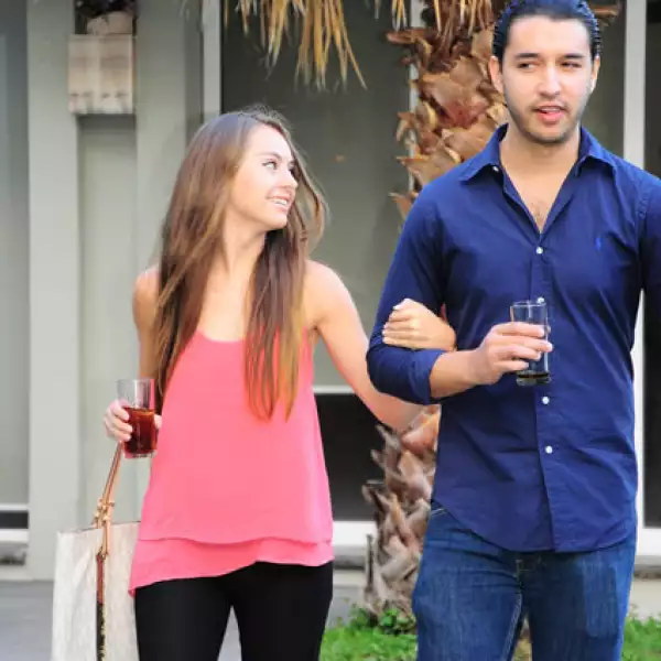 Laura Cisneros y Óscar González