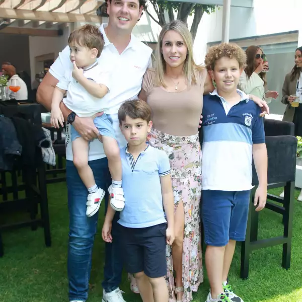 COMIDA CUMPLEAÑOS MEMO OCHOA