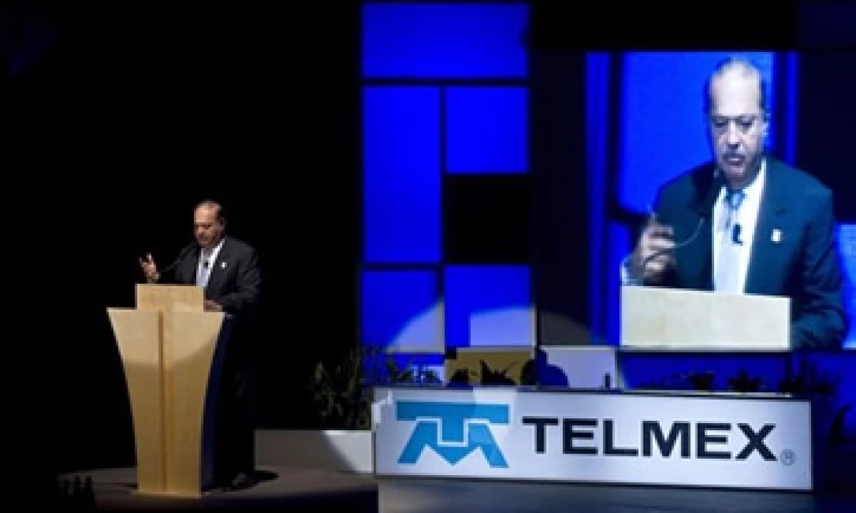 El IFT deberá determinar antes del 9 de marzo si Telmex es preponderante en el sector de telecomunicaciones. (Foto: AP)