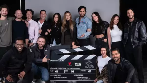 Sin Senos Sí Hay Paraíso 