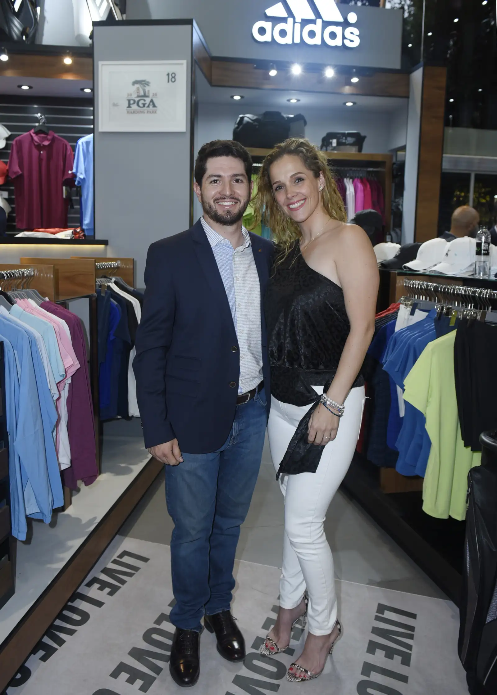 Mauricio Lira y Viridiana Morfin.JPG