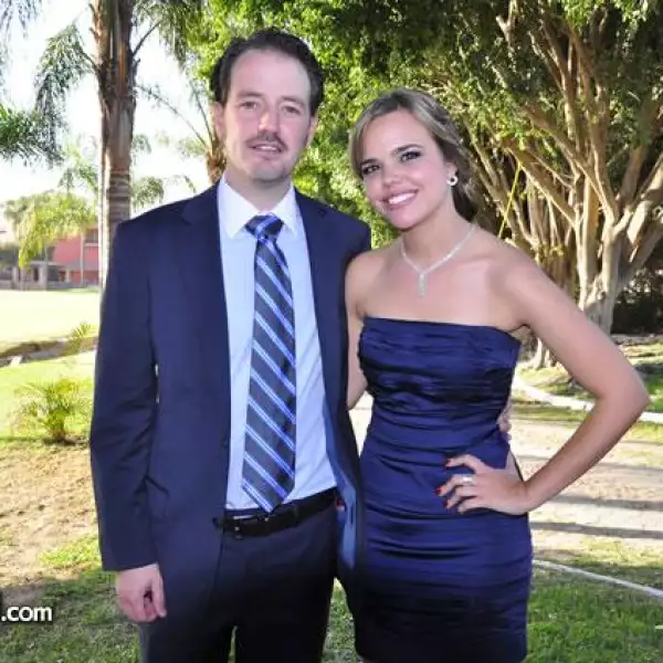 Cristóbal Gómez Ibarra,Renata Lirios