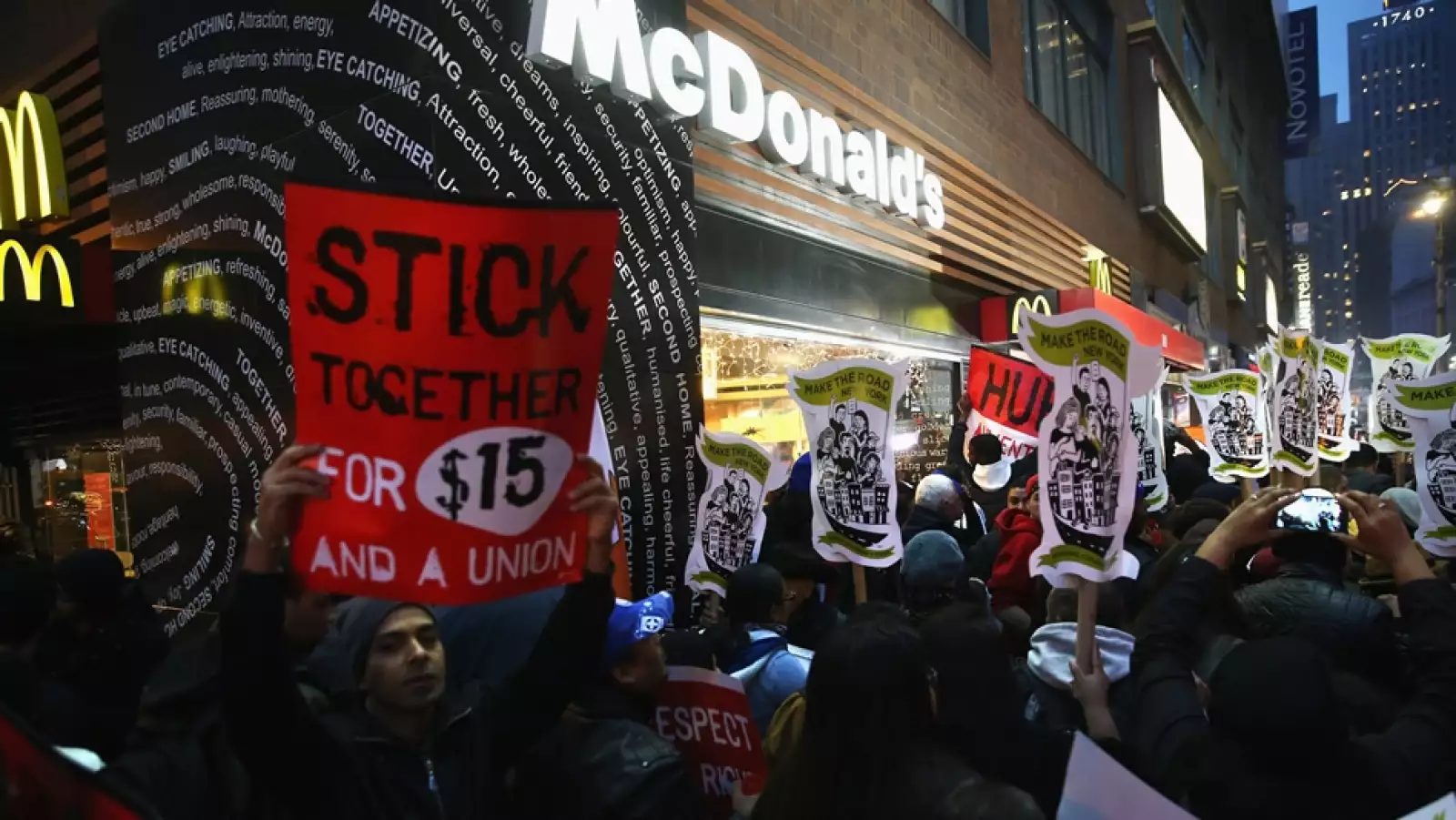 protesta nacional de trabajadores de la industria de la comida rapida
