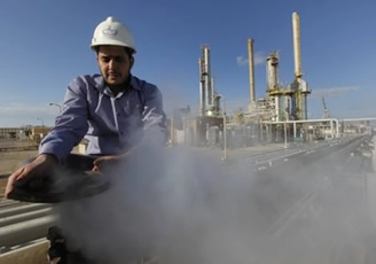 Libia bombea 1.6 millones de barriles por día de crudo en circunstancias normales. (Foto: AP)