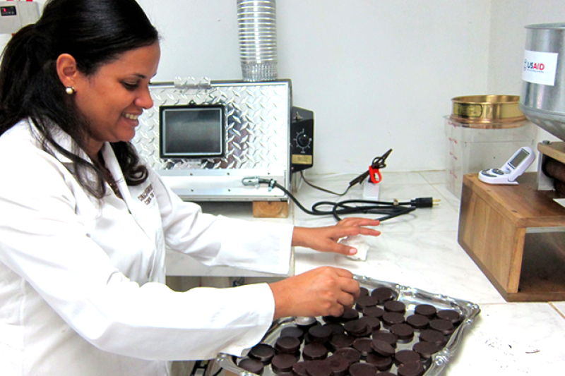 TCHOSource ha tra�do la misma innovaci�n y la tecnolog�a de nuestro laboratorio aqu� a San Francisco para nuestros socios agricultores