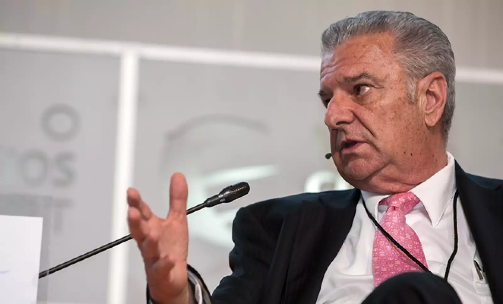 El doctor Mauro Loyo participó en un panel sobre cómo impulsar la industria farmacéutica mexicana en el mundo.