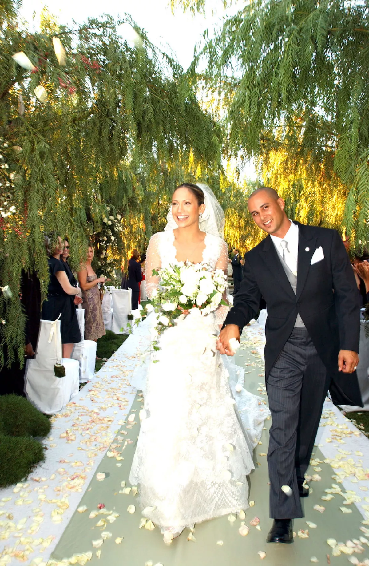 jennifer-lopez-vestidos-boda