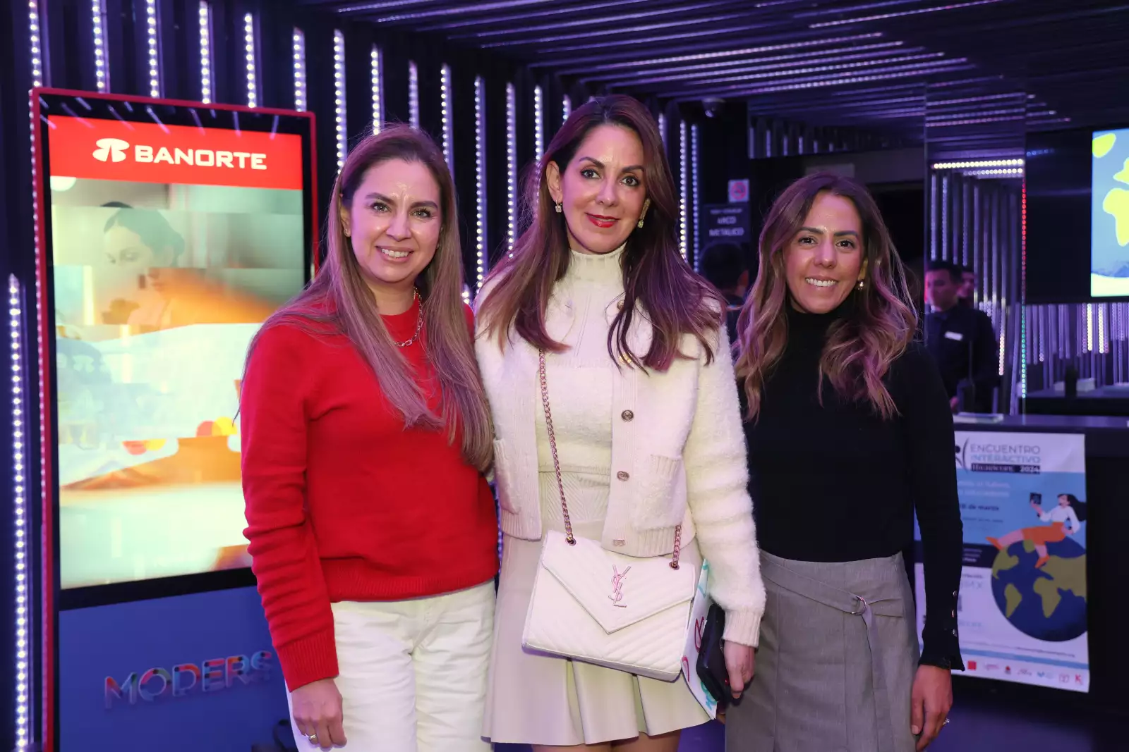 Ariadna Ríos , Mari Rous y Analia Téllez 