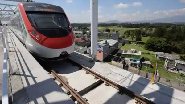 tren interurbano