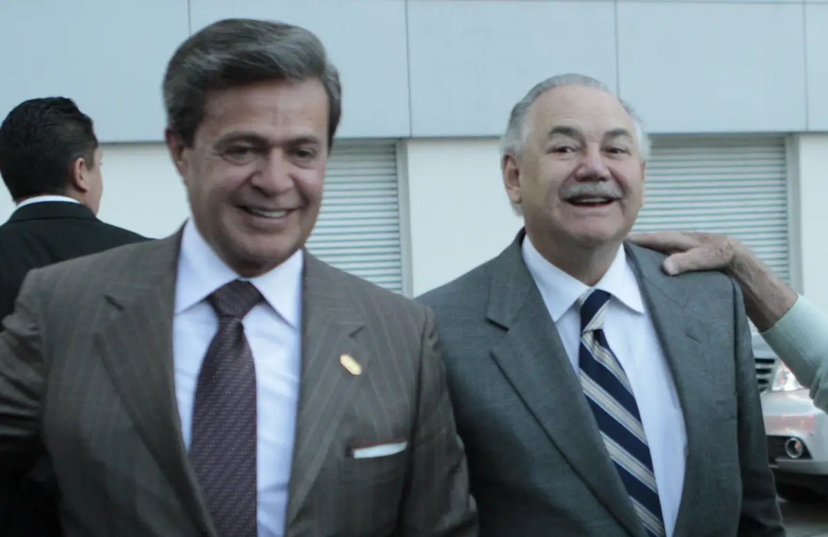 Raúl Salinas y Carlos Peralta 