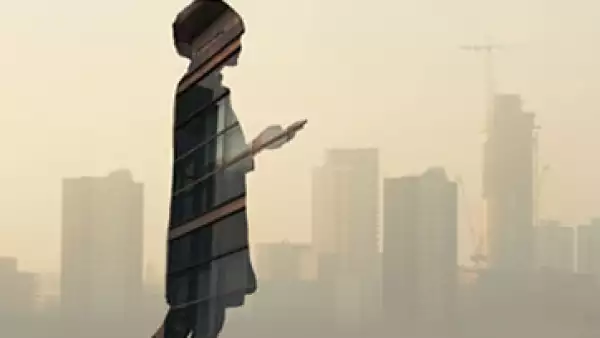 A pesar de las fluctuaciones, los jóvenes inversionistas retoman confianza por el alza de los mercados accionarios. (Foto: Getty Images)