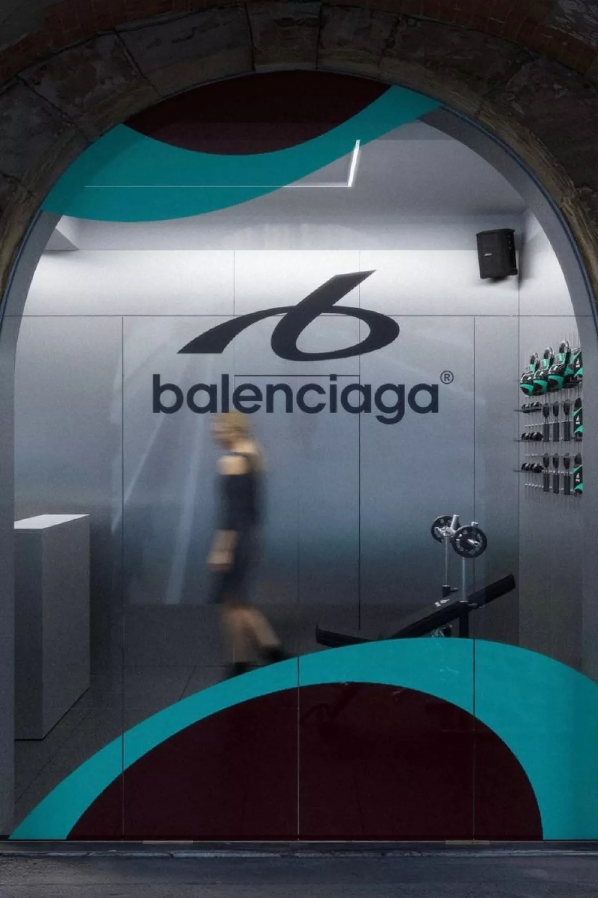 Balenciaga (3).jpg