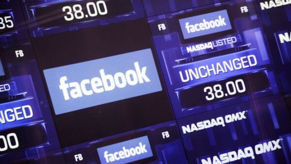 La empresa cotiza en la Bolsa con la clave FB y su precio de salida es de 38 dólares.