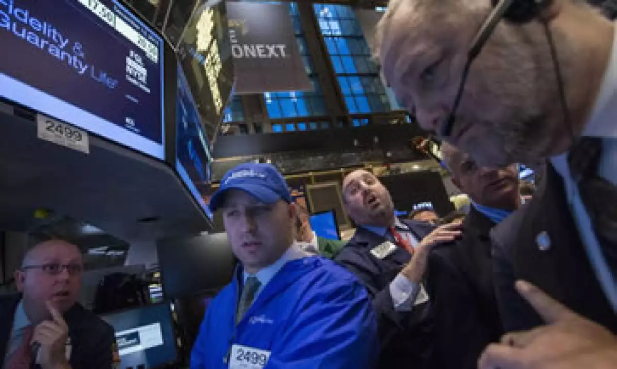 El S&P 500 ganaba 0.53% a 1,972.28 unidades este martes. (Foto: Reuters )