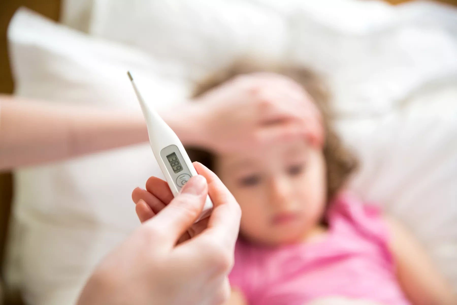 OMS eleva a 228 los casos de hepatitis infantil aguda, en al menos 20 países
