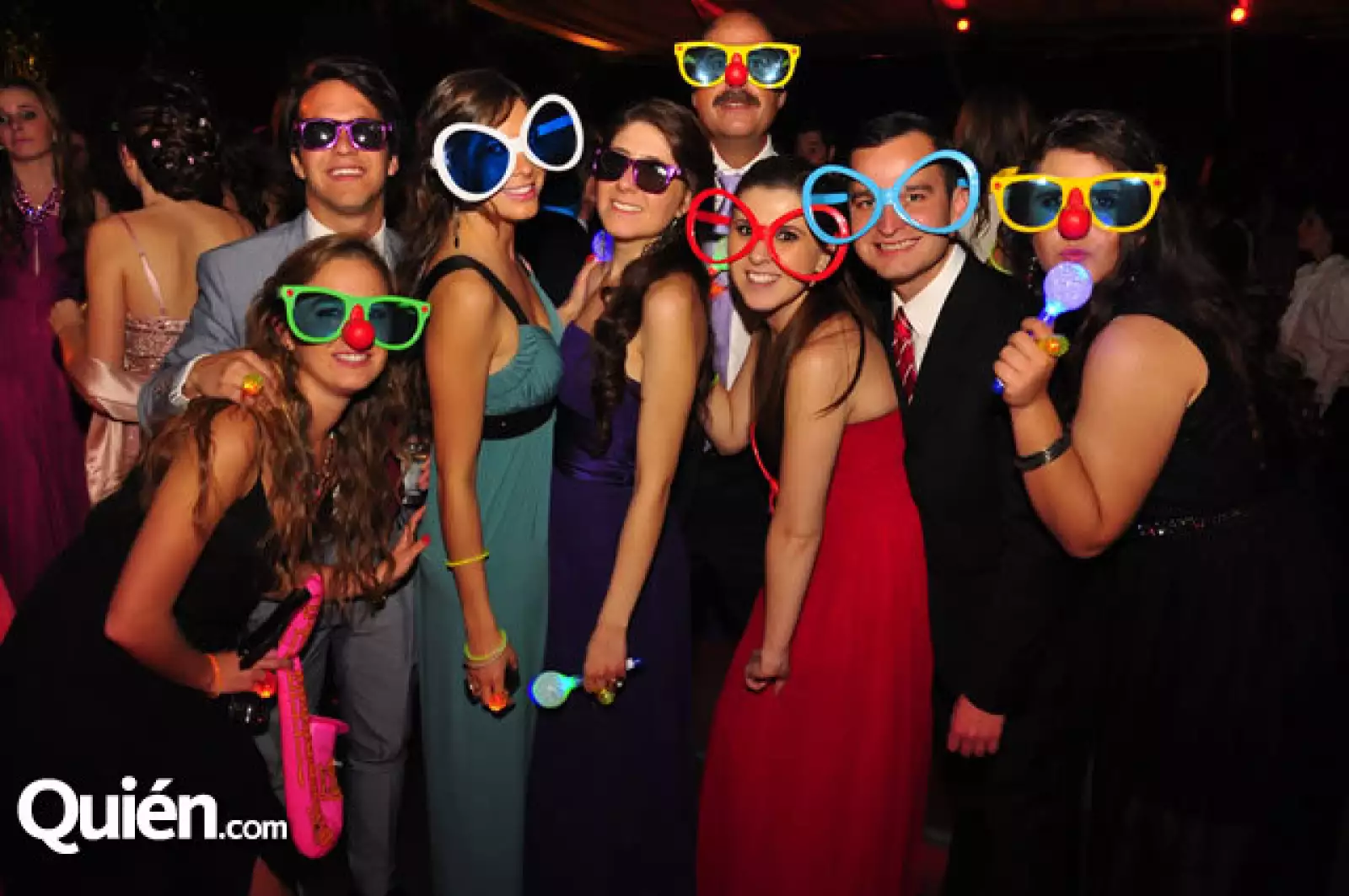 Montse Cárdenas, Jorge Celis, Patty Jiménez, Sofía Ochoa, María Gómez, Diego Hernández y Carlos Flores