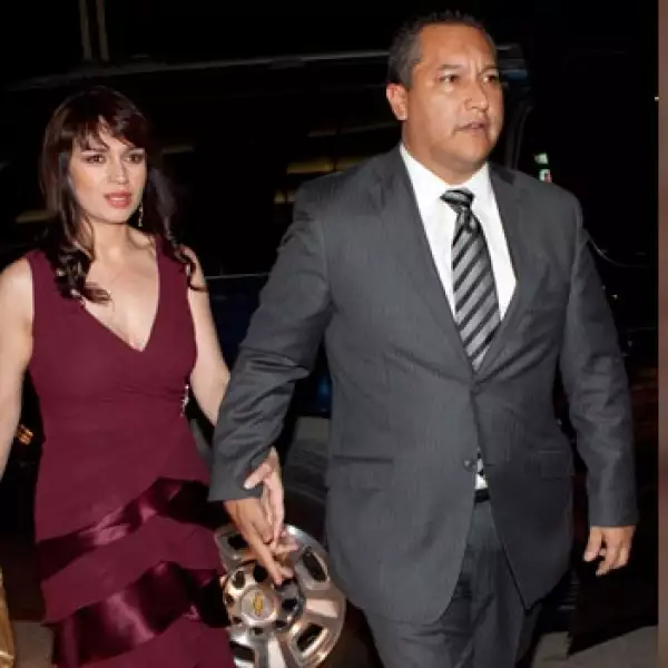 Blake Mora y esposa