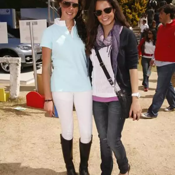 Claudia Martínez Vértiz,Itziar Boelstrly