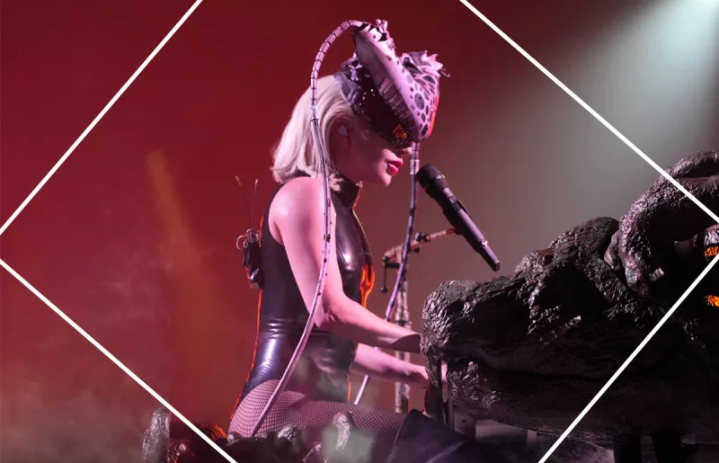 lady-gaga-tour.jpg