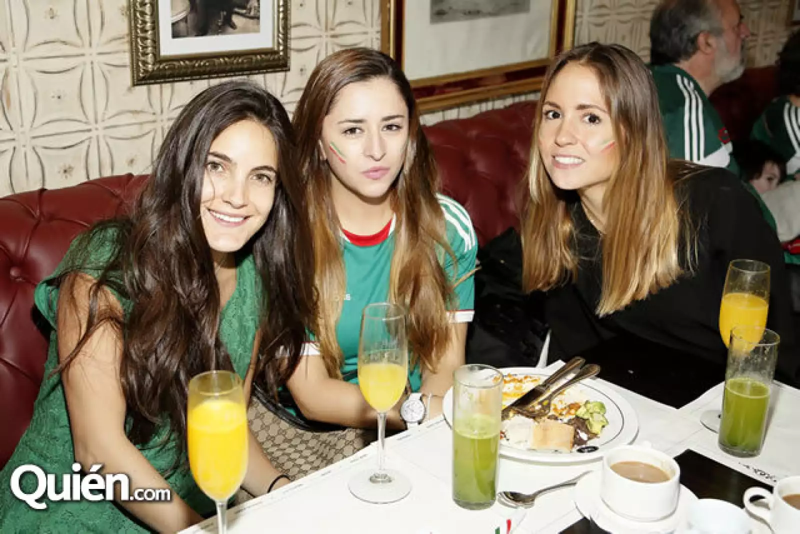 Daniela Tornel,Natalia Cosío,Mónica Cervantes
