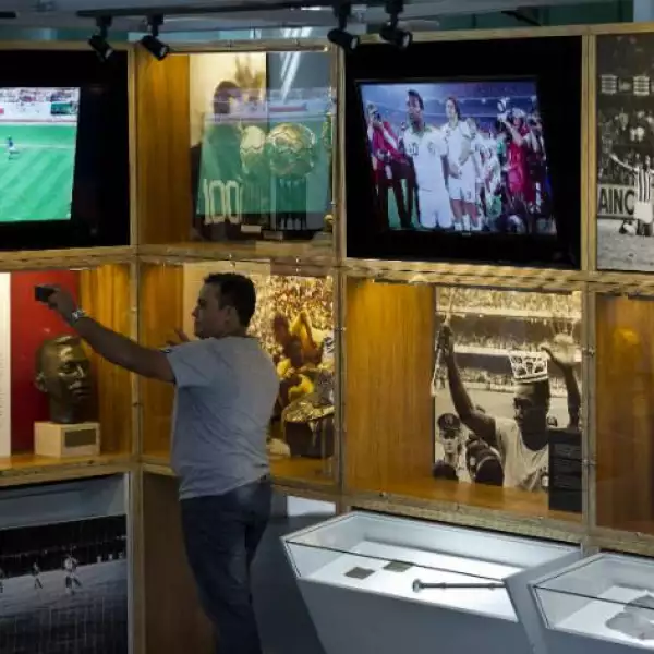 Museo de Pel�, Brasil