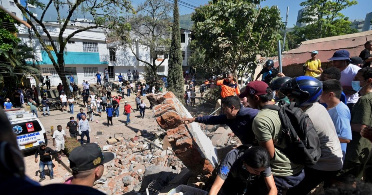 TERREMOTO DEVASTA COLOMBIA: MÁS DE 100 MUERTOS Y CIUDADES EN RUINAS