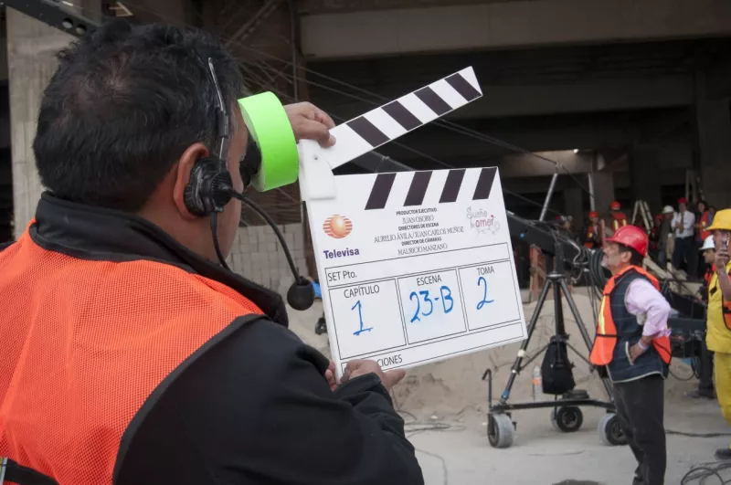 En 2020, Netflix produjo 14 series y Televisa solo 4