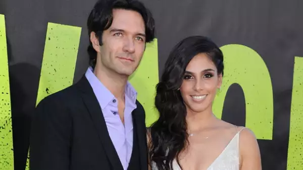 El nominado al Oscar y la actriz se encontraron durante la alfombra roja de la premiere de la cinta "Savages" en Los Ángeles, California, sin embargo éste no fue motivo para saludarse.